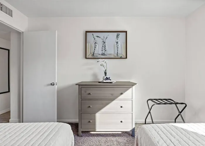 The Scott Pad - Remodeled Space, Large Pool, Centrally Located In The Heart Of Scottsdale! Apartment