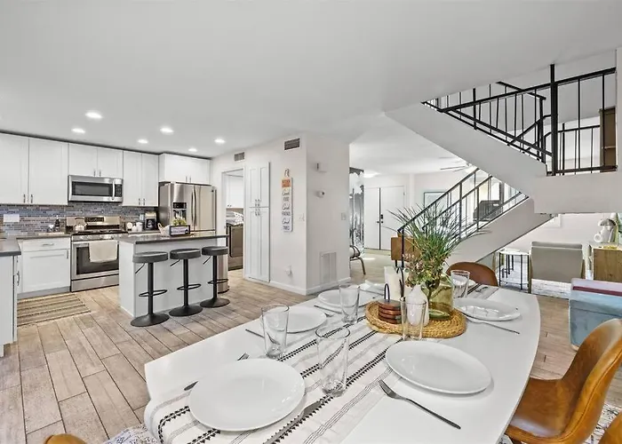 Apartment The Scott Pad - Remodeled Space, Large Pool, Centrally Located In The Heart Of Scottsdale!